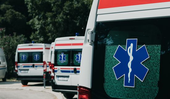 秦皇岛救护车转运病人过路高速收费吗?